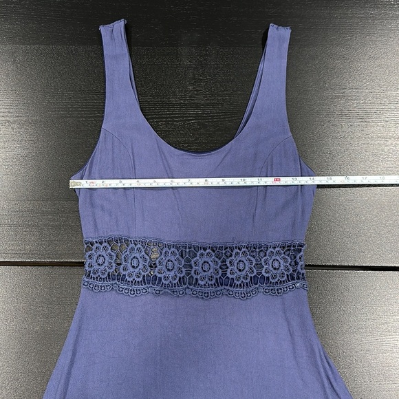 Tobi Blue Mini Dress with Crochet Flower Waist Insert - S - Picture 9 of 10